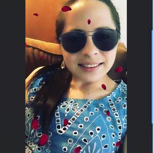 Meet your Posher, Idalia